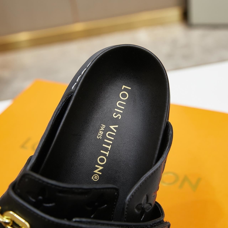 Louis Vuitton Slippers